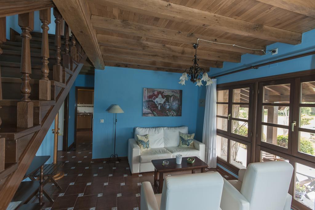 Casas Rurales Playa De Guadamia Llames de Pría Exteriör bild