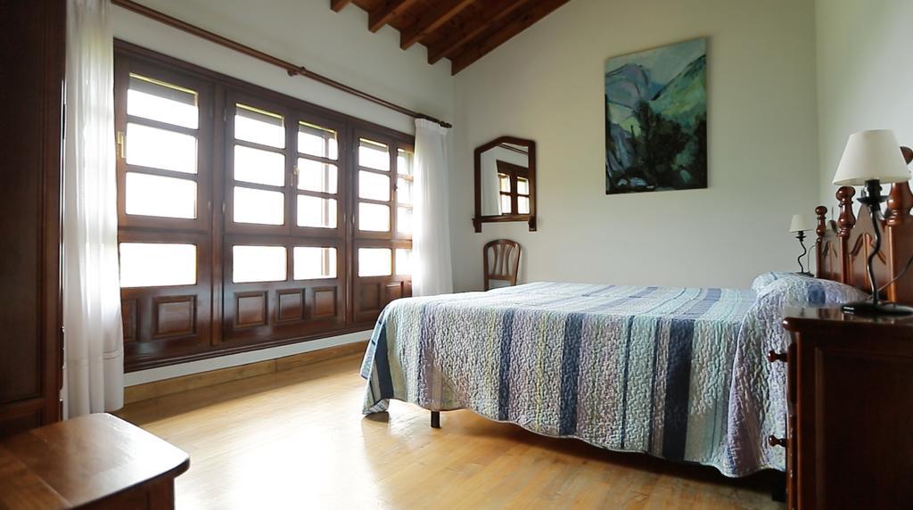 Casas Rurales Playa De Guadamia Llames de Pría Exteriör bild