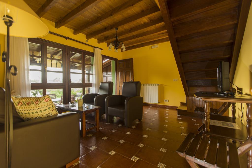 Casas Rurales Playa De Guadamia Llames de Pría Exteriör bild